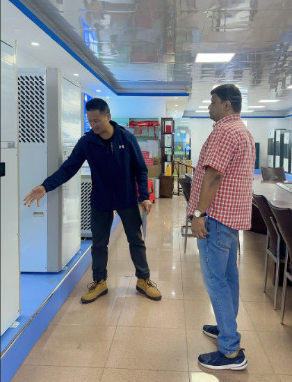 에 대한 최신 회사 뉴스 2025년 2월 22일 고객님의 방문